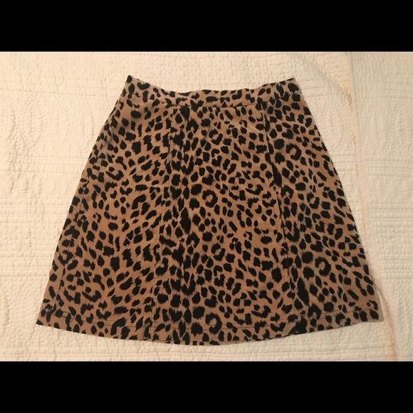 Betsy Johnson leopard print skirt